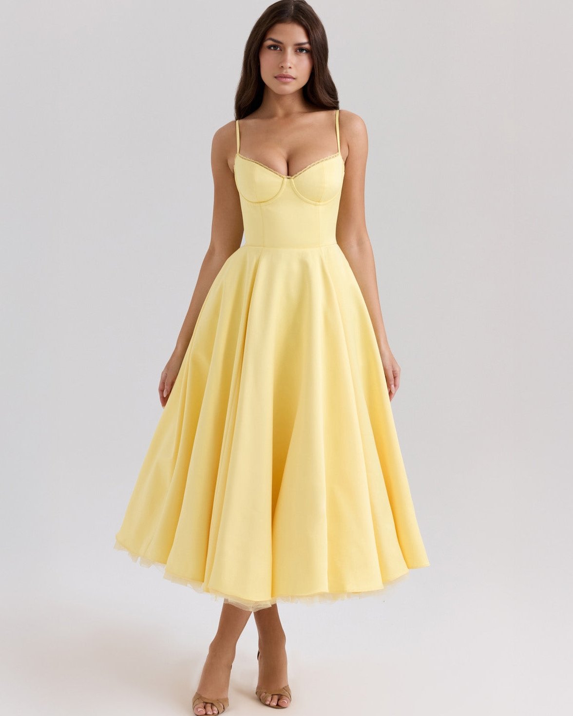 Bayer Modehaus - Damen Midikleid mit Herz-Ausschnitt und Spaghettiträgern in Buttergelb