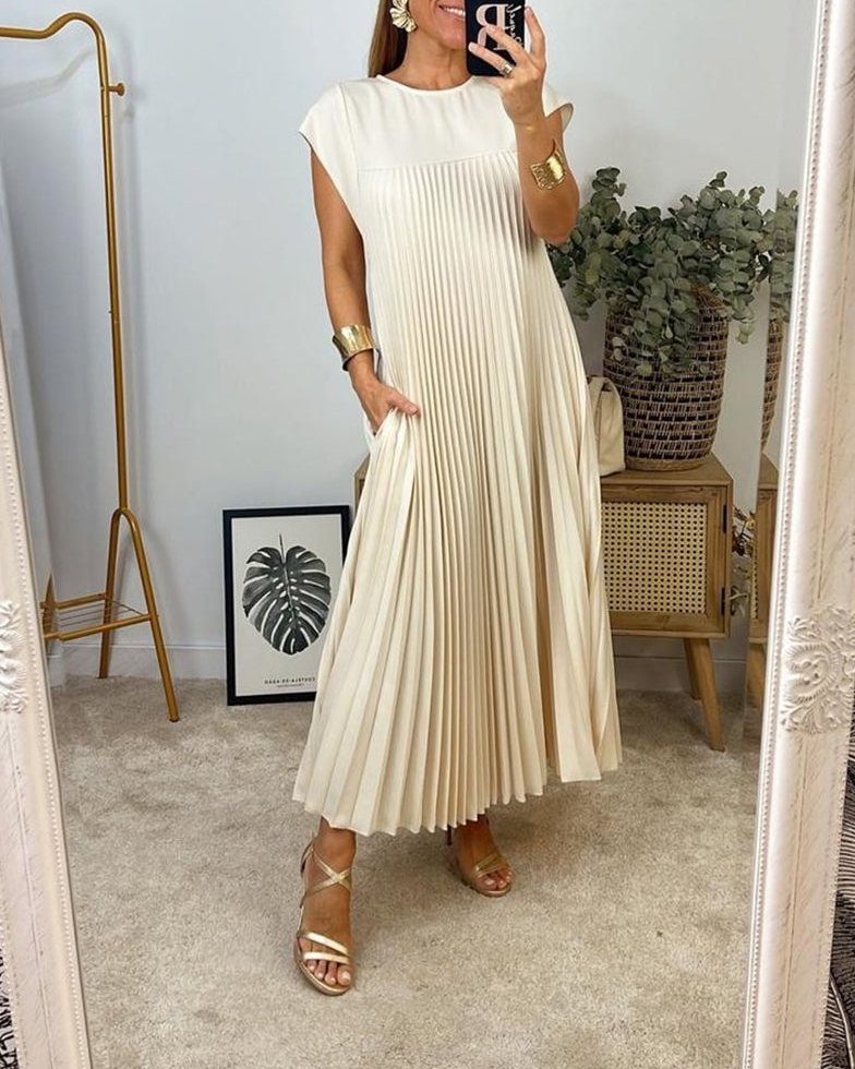 Bayer Modehaus - Damen Plisseekleid mit Rundhals, Maxi-Länge, kurze Ärmel in Beige