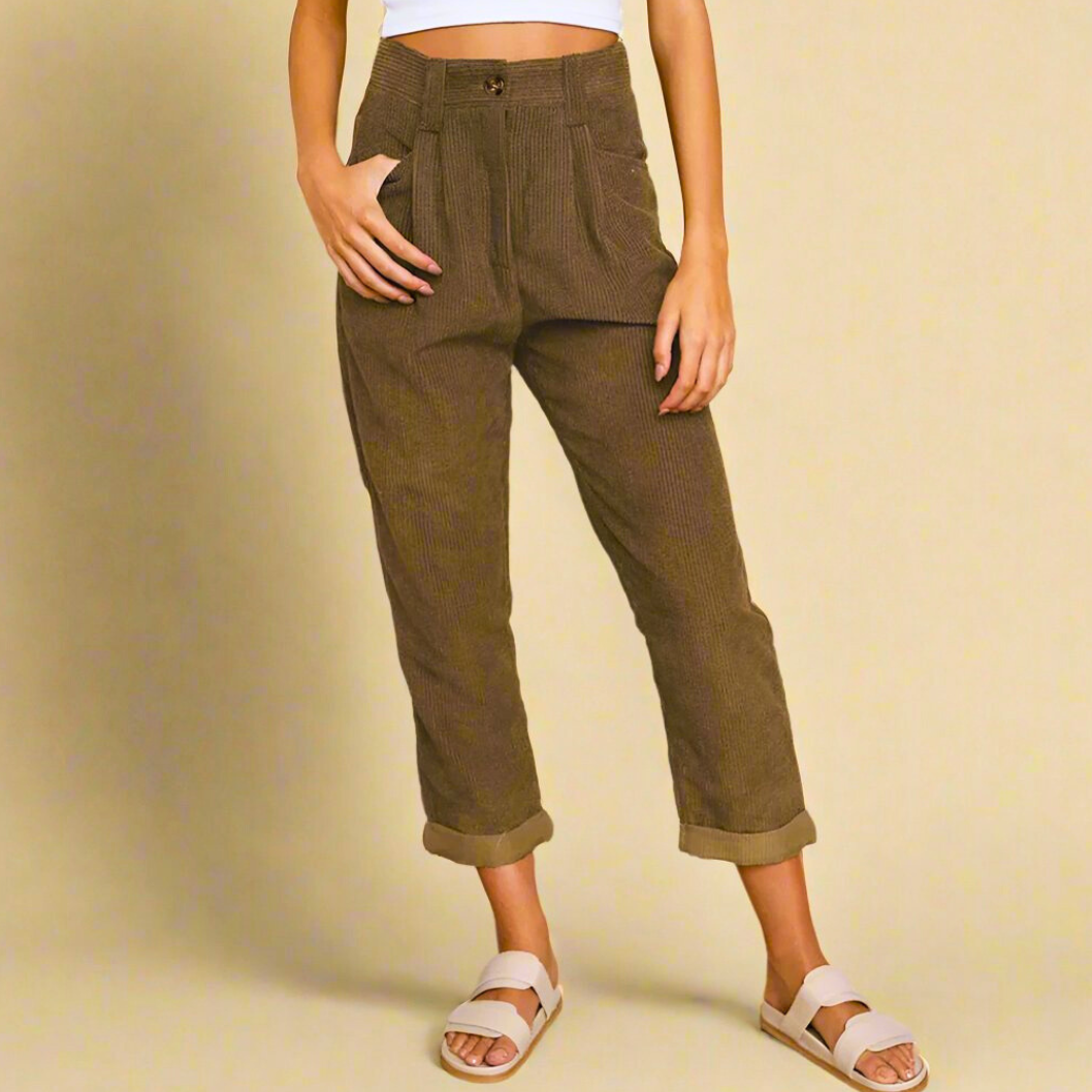 Bayer Modehaus - Damen Cordhose mit Bundfalten, High Waist, verkürzt in Braun