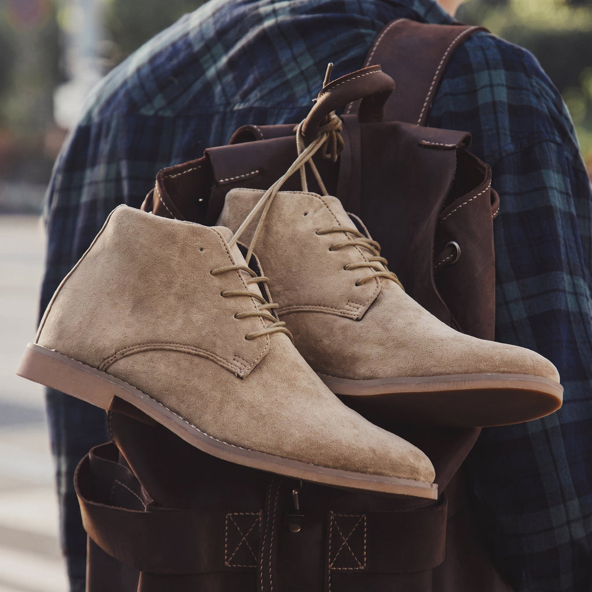 Boots mit Schnürung und Kreppsohle für Herren