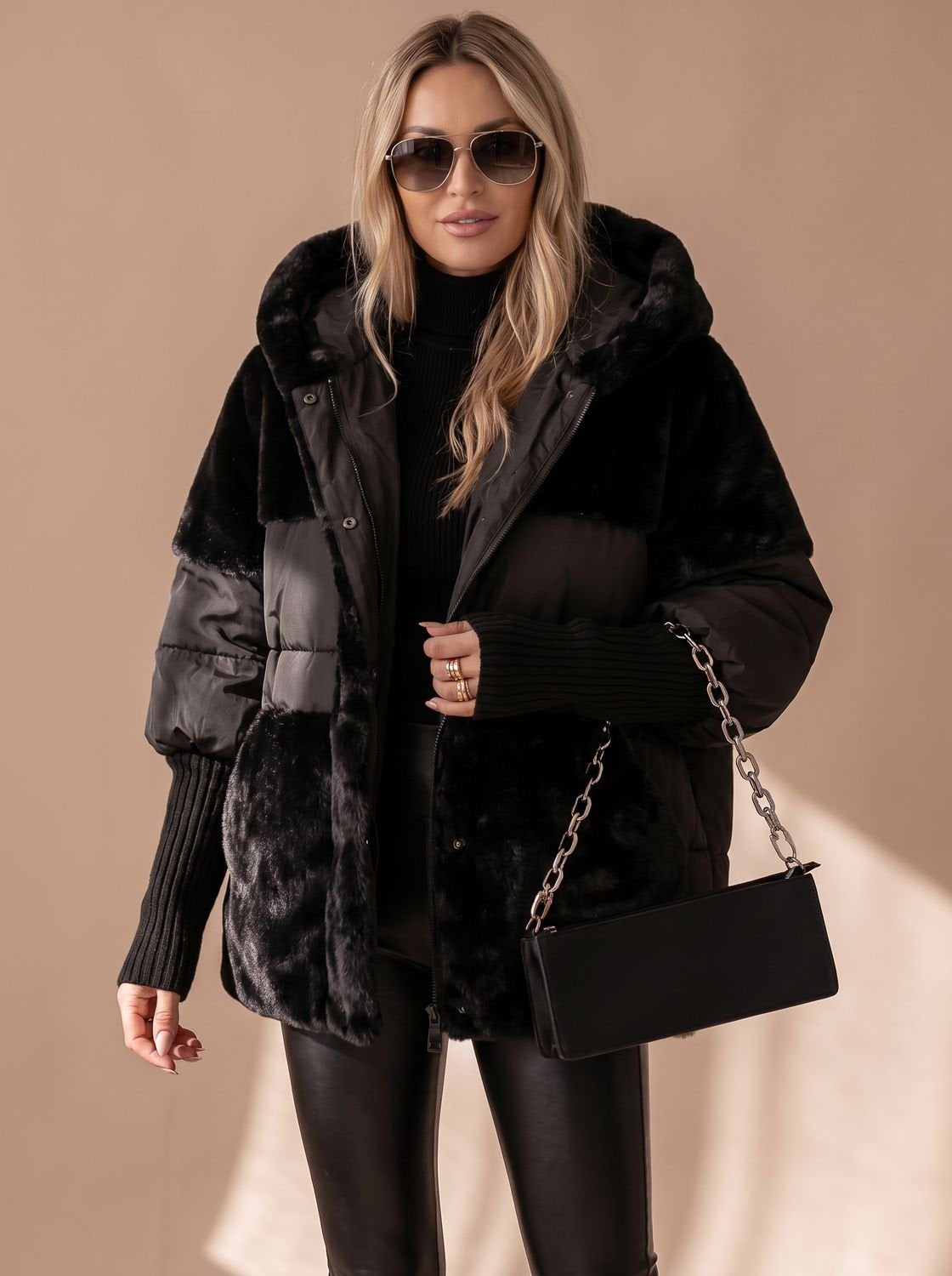 Daunenjacke Damen gesteppt, Oversize mit Kunstfell-Kragen und Kapuze