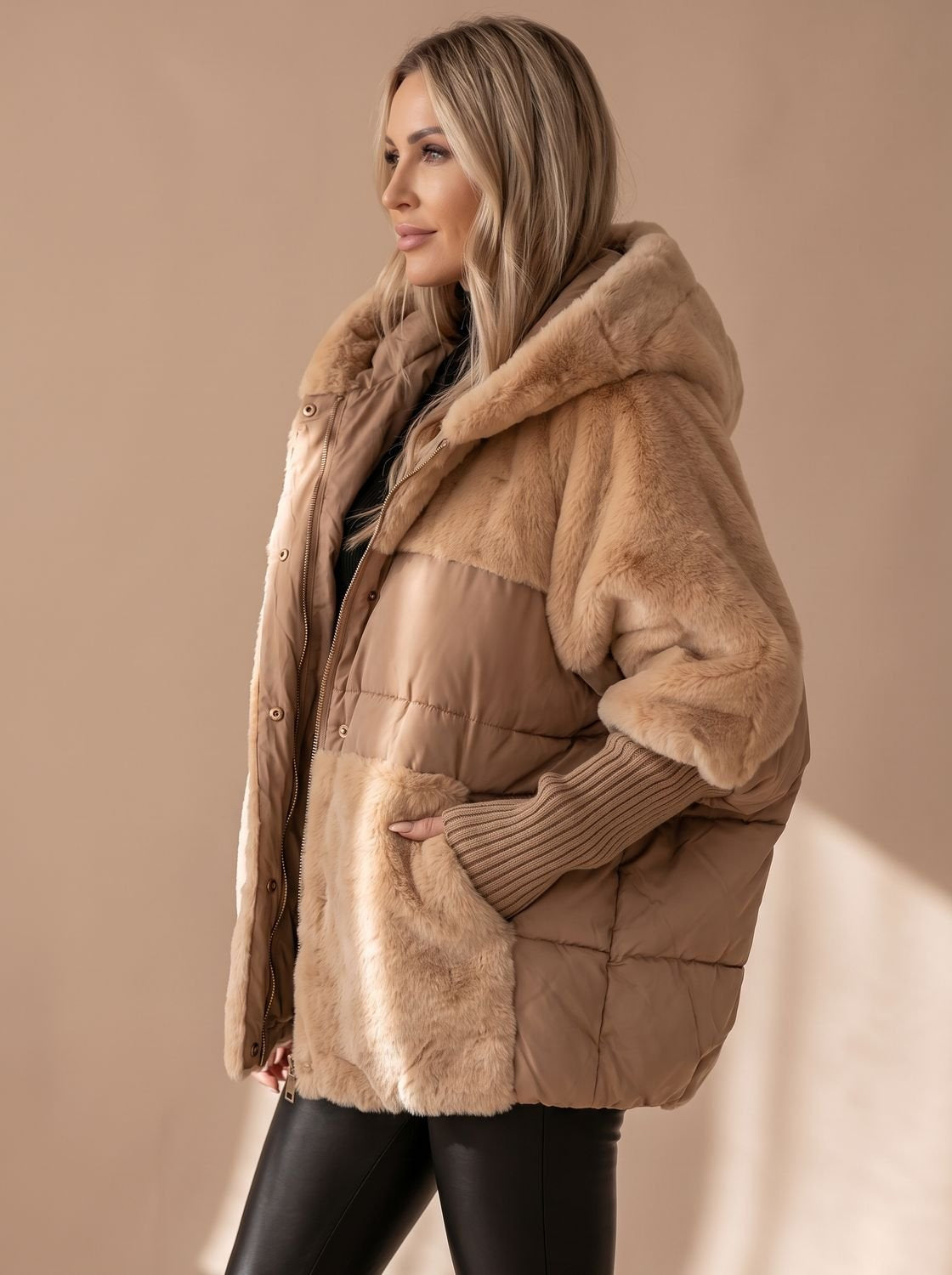 Daunenjacke Damen gesteppt, Oversize mit Kunstfell-Kragen und Kapuze