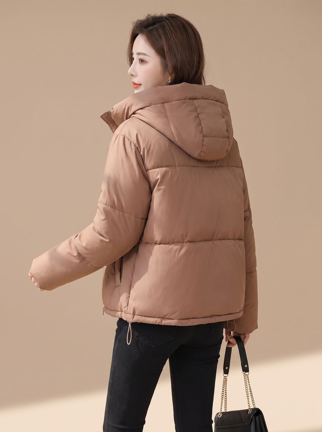 Daunenjacke Damen kurz gesteppt mit Kapuze, Winterjacke