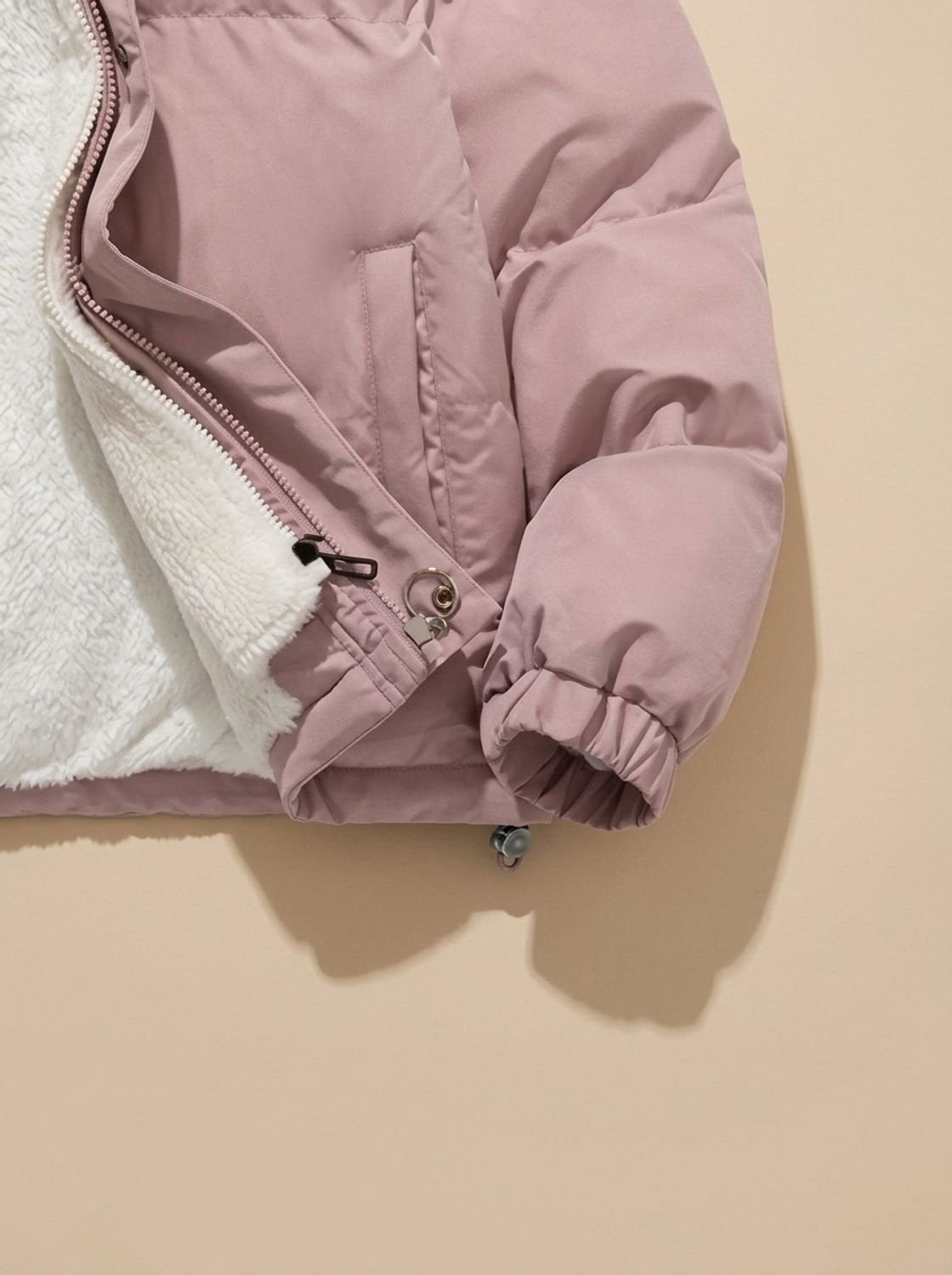 Daunenjacke Damen mit Sherpa-Fleece-Futter und Kapuze, hüftlang
