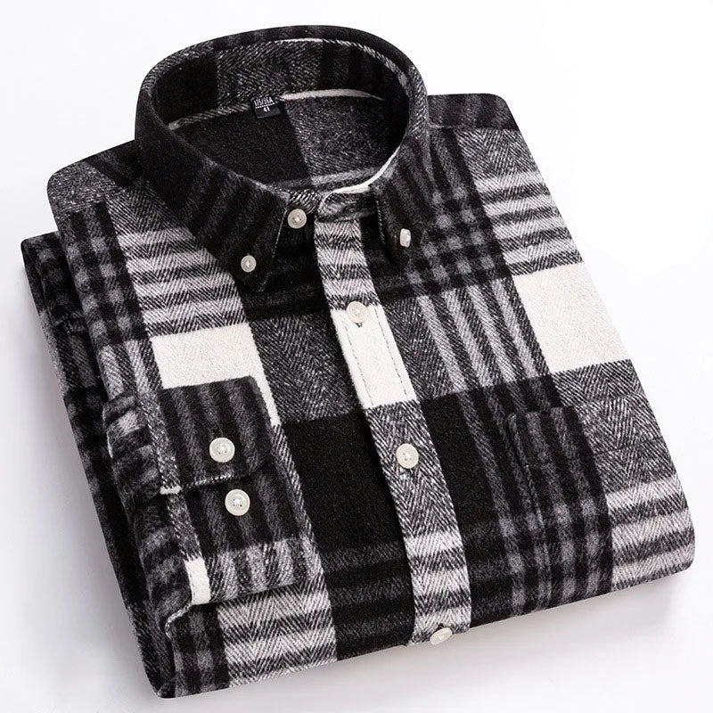 Kariertes Flanellhemd mit Button-Down-Kragen für Herren in Schwarz