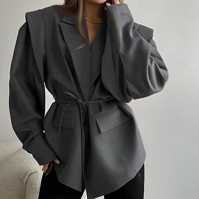 Jacke mit Bindegürtel und Reverskragen für Damen