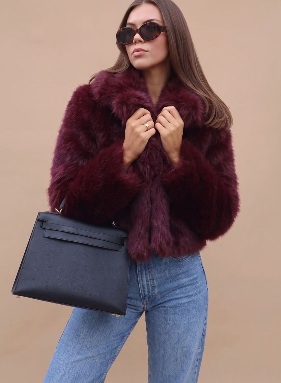Winterjacke Damen Kunstpelzmantel kurz tailliert aus Kunstfell