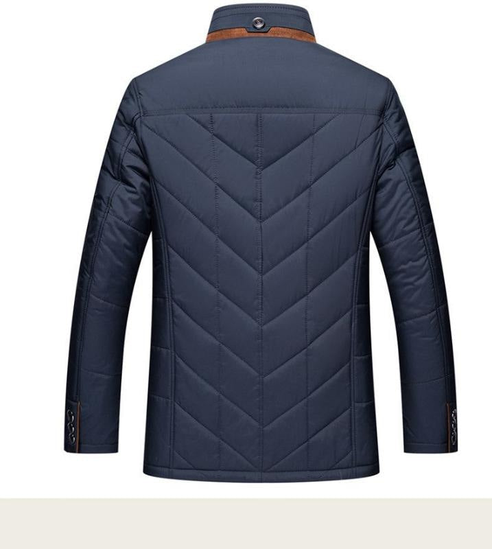 Kurze Steppjacke mit hohem Kragen und großen Taschen für Herren - Ansicht 4