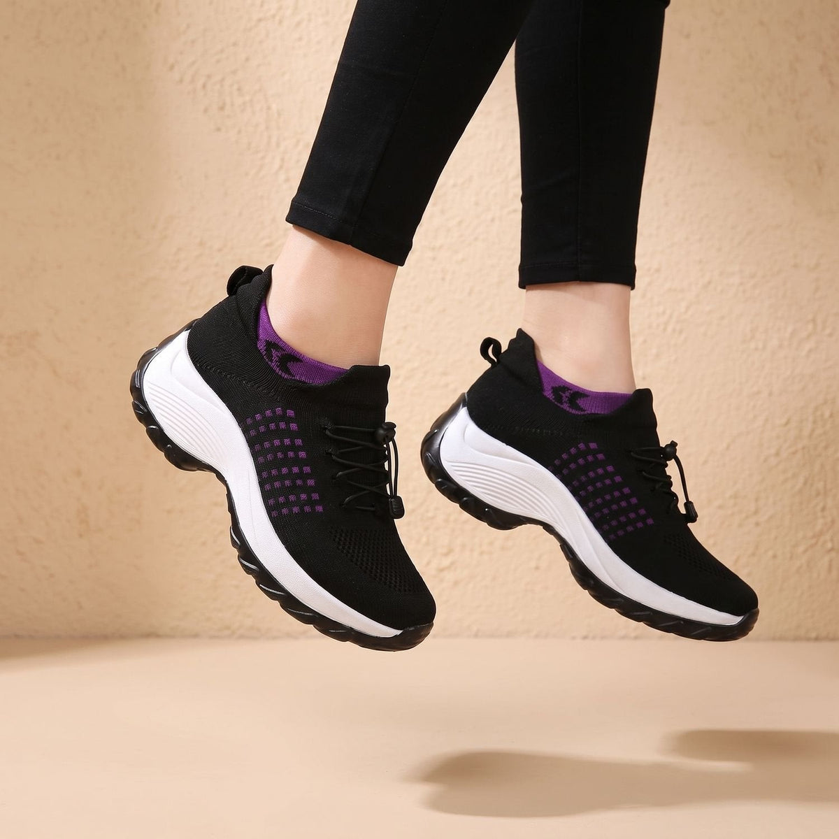 Orthopädische Schuhe Damen aus Strick, atmungsaktiv mit breiter Zehenbox