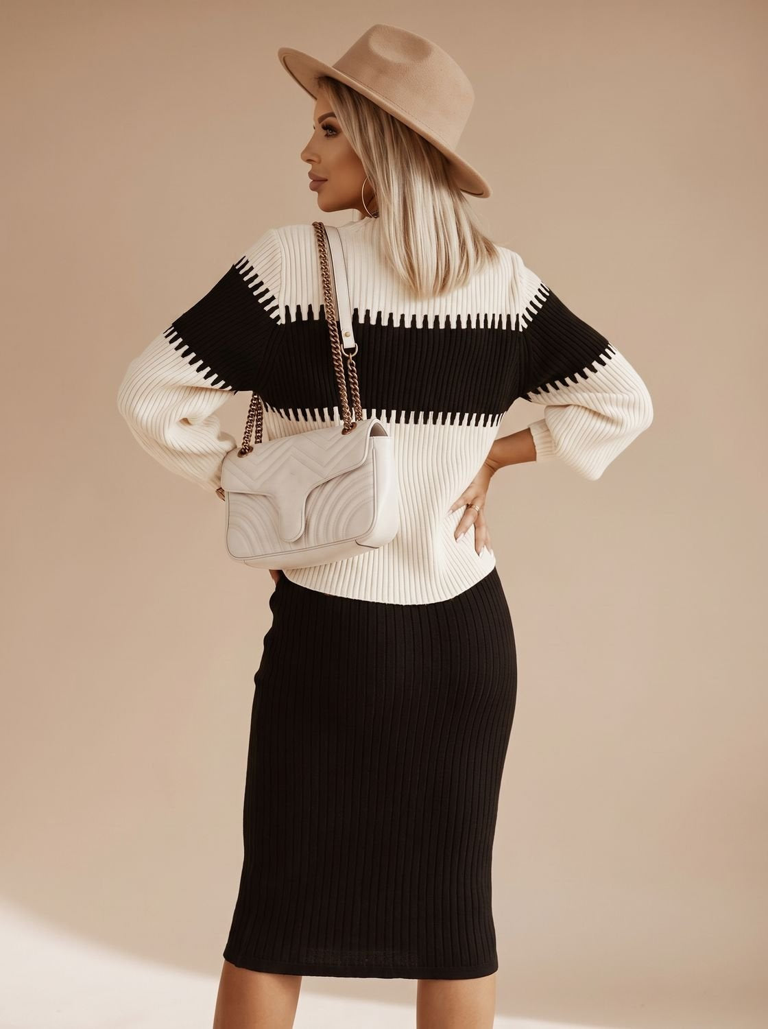 Rollkragenpullover Set Damen mit geschlitztem Midi-Strickrock