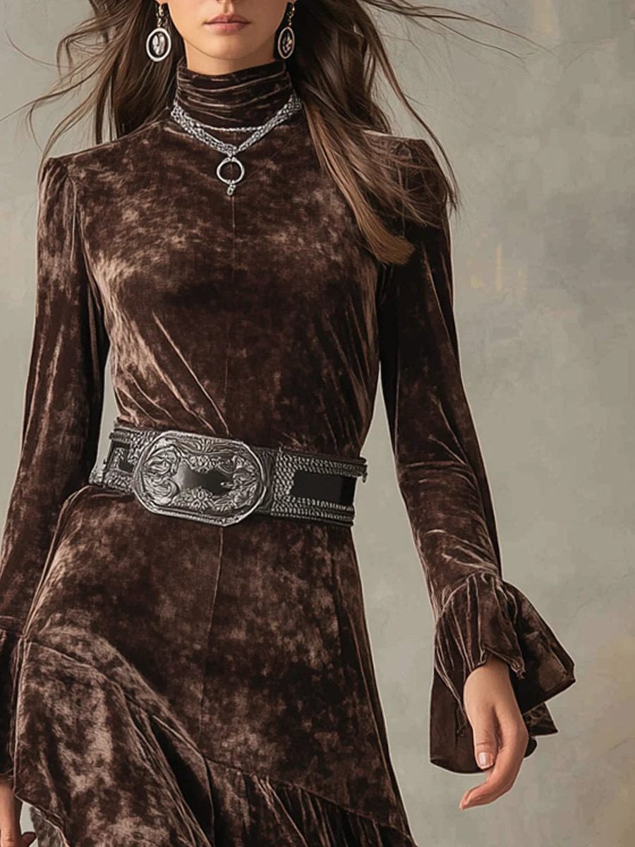 Samtkleid mit hohem Kragen und Glockenärmeln für Damen