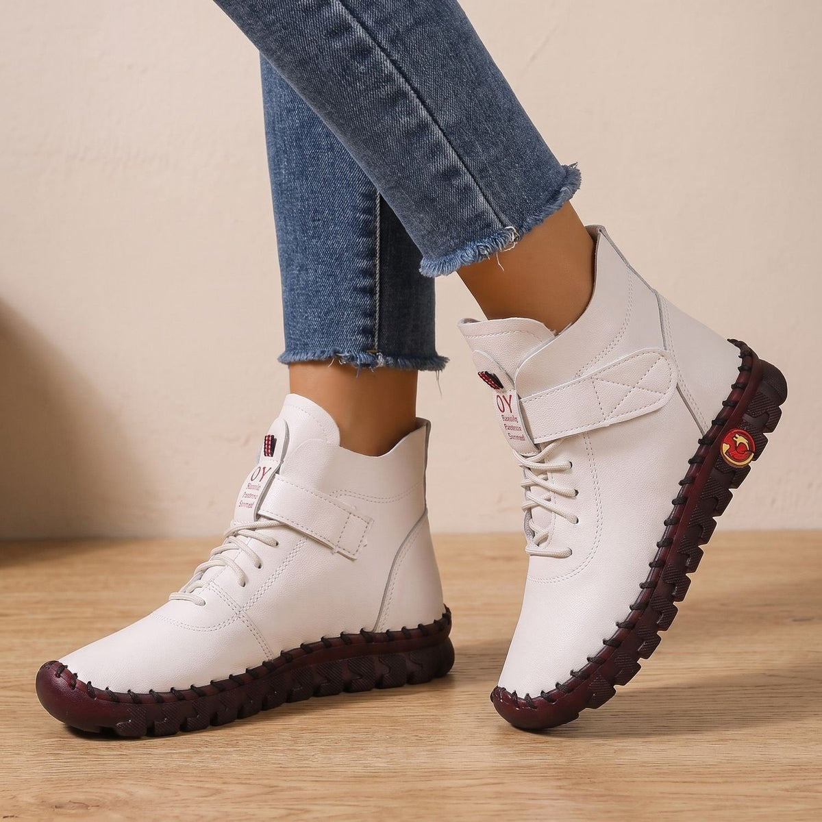 Stiefeletten Damen aus Kunstleder, gefüttert mit Klettverschluss