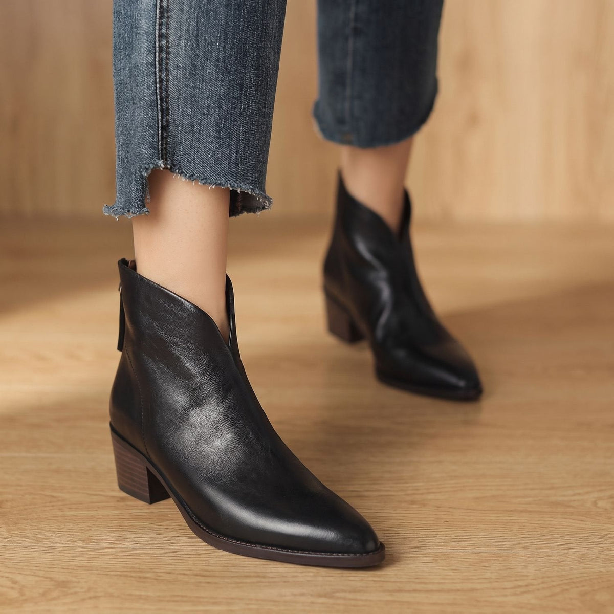 Stiefeletten Damen in Lederoptik mit Blockabsatz und spitzer Zehenform