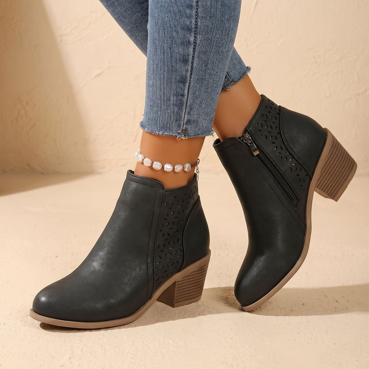 Stiefeletten Damen mit Blockabsatz, Reißverschluss und Blumenmuster