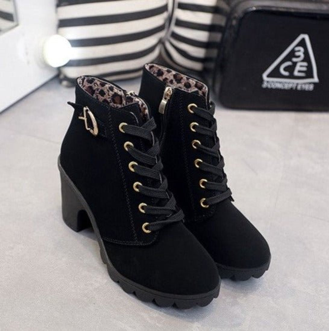 Stiefeletten Damen mit Blockabsatz und Schnürung in Wildleder-Optik