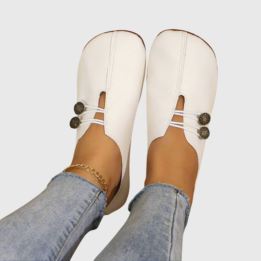 Stiefeletten mit Zierschnürung und Metallknöpfen für Damen