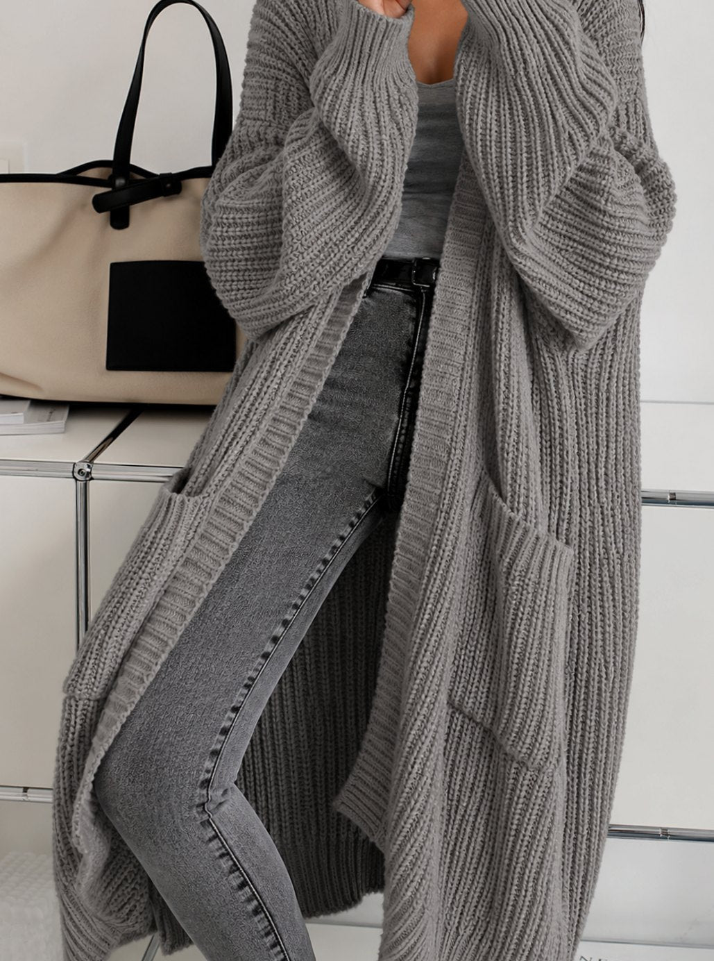 Strickjacke lang mit Rippstruktur und Taschen für Damen in Grau - Ansicht 6