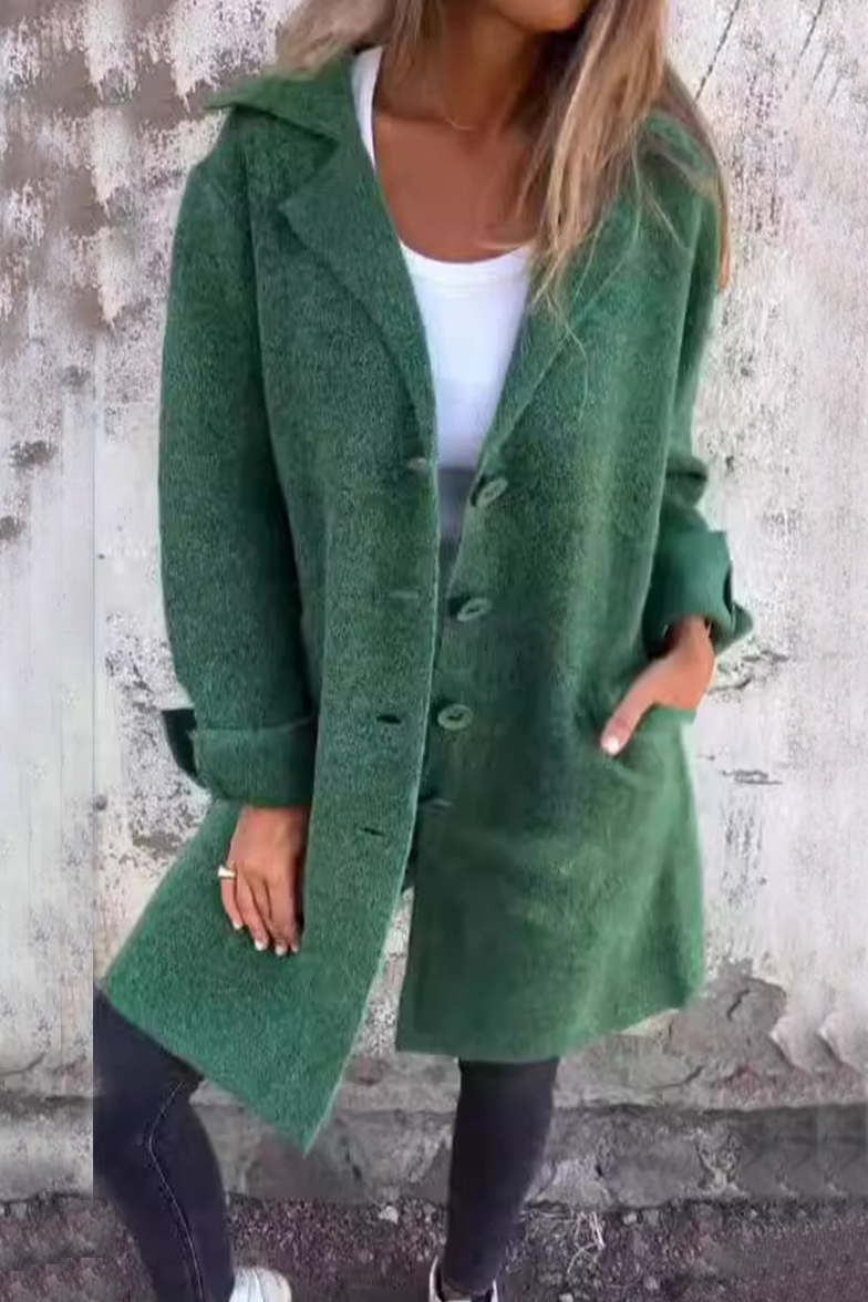 Bayer Modehaus - Damen Langer Mantel mit Reverskragen und Knopfleiste in Grün