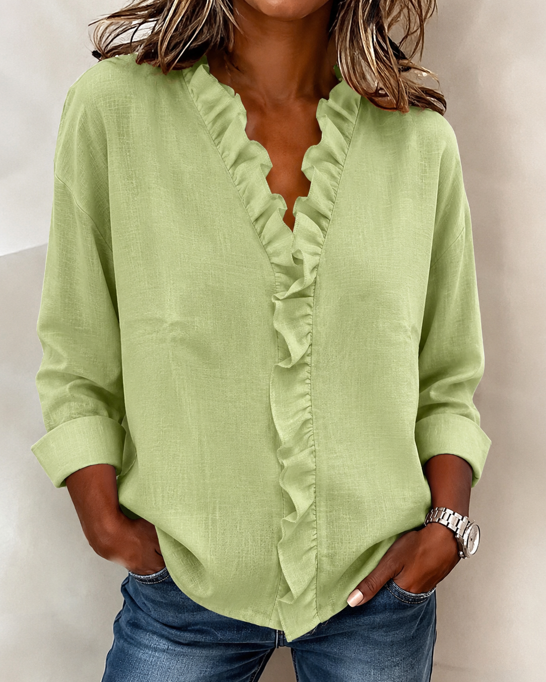 Bayer Modehaus - Damen Bluse mit Rüschen und V-Ausschnitt, langarm in Mintgrün
