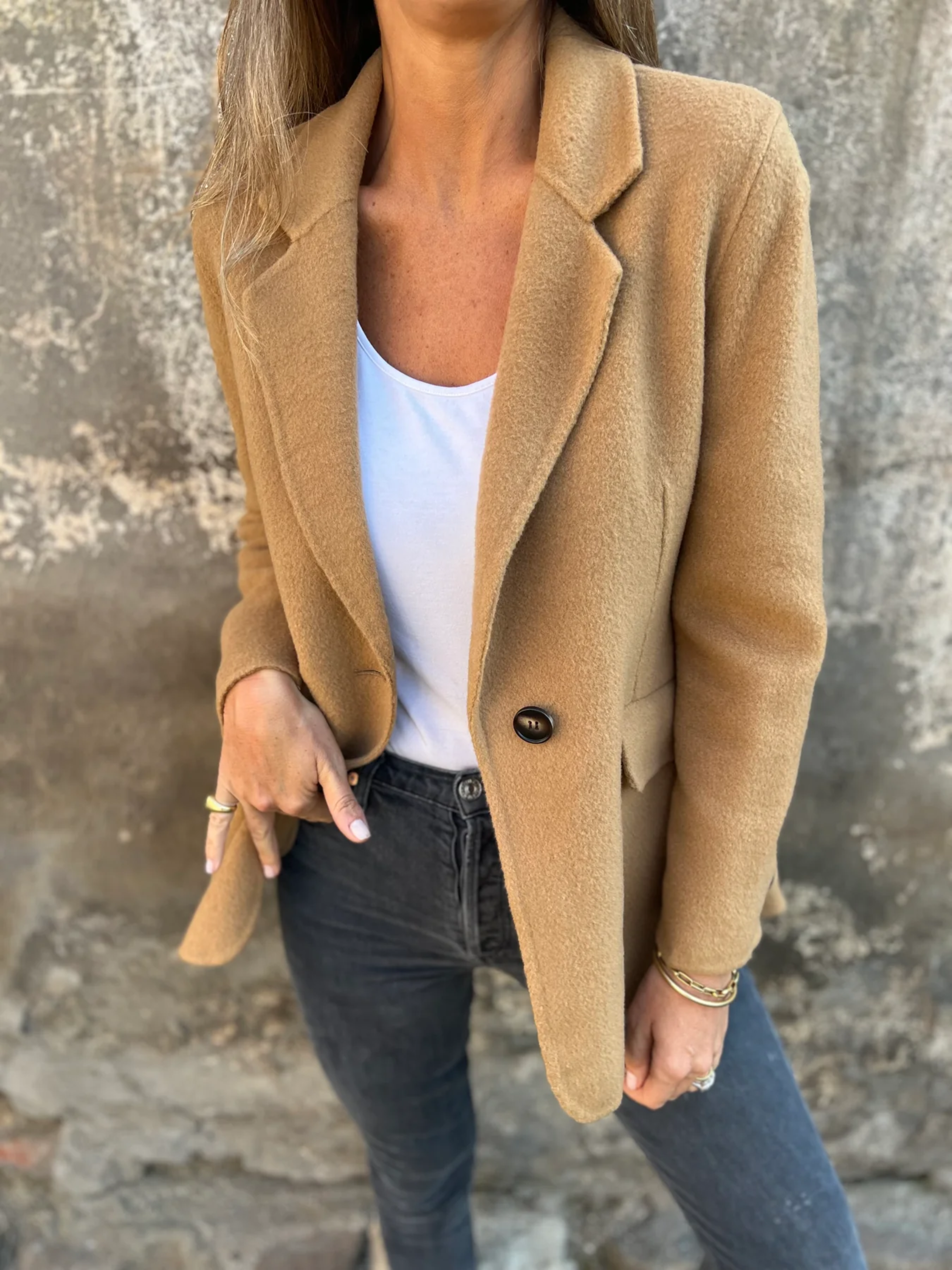 Einreihiger Damen-Blazer mit Reverskragen, hüftlang - weitere Ansicht