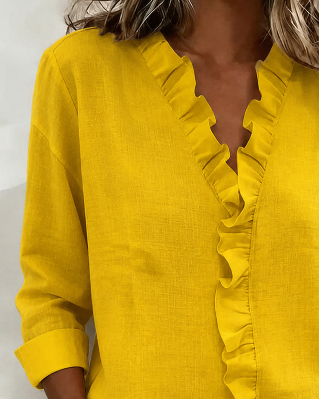 Damen Bluse mit Rüschen und V-Ausschnitt, langarm, Ansicht 13