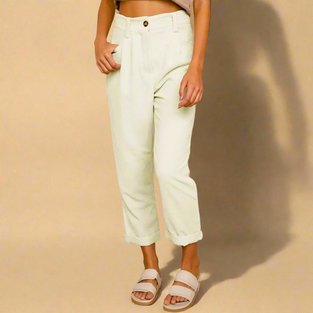 Damen Cordhose mit Bundfalten und umgekrempeltem Saum - weitere Ansicht