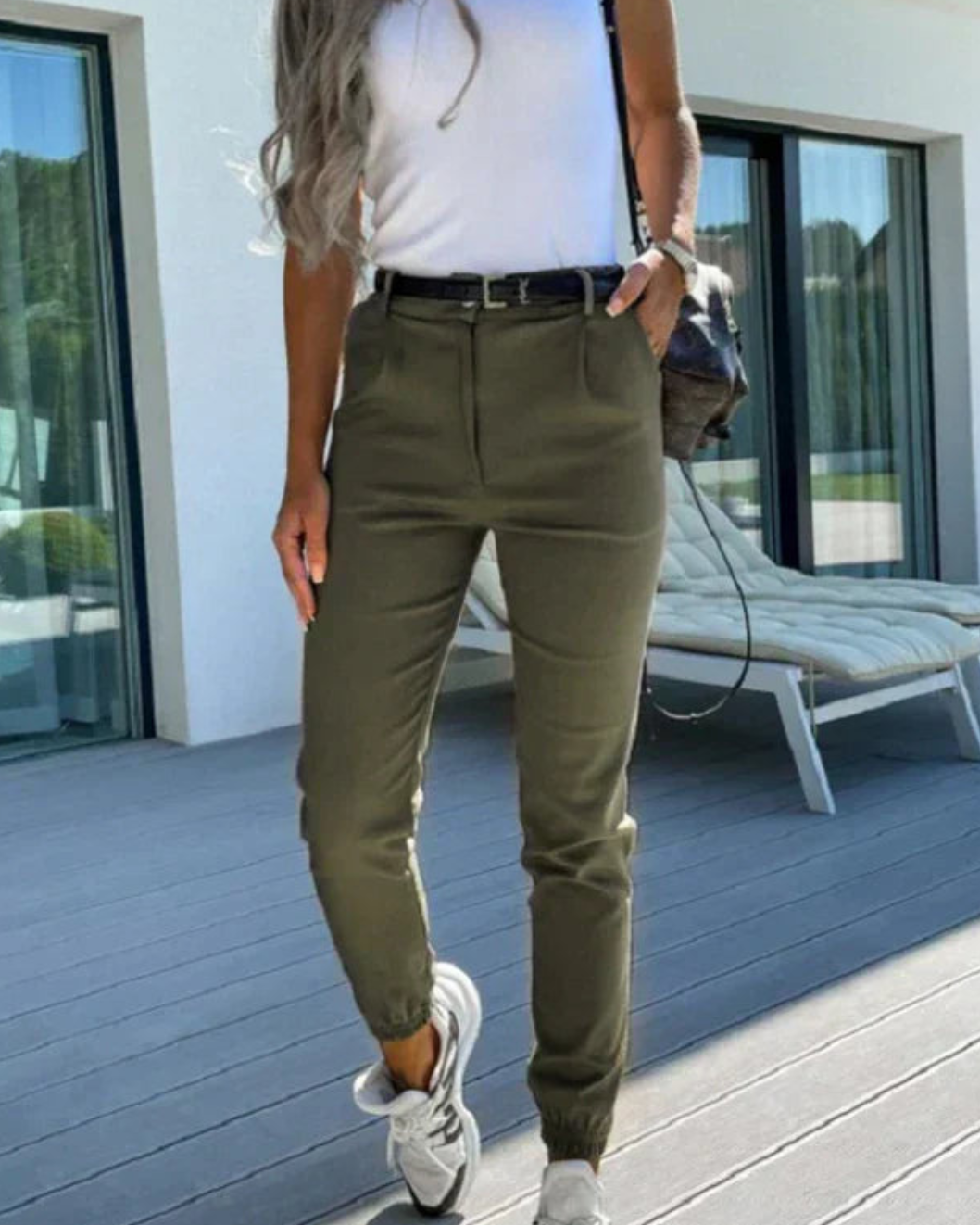 Bayer Modehaus - Damen Taillierte Hose mit Gummizug am Beinabschluss - Produktbild 4