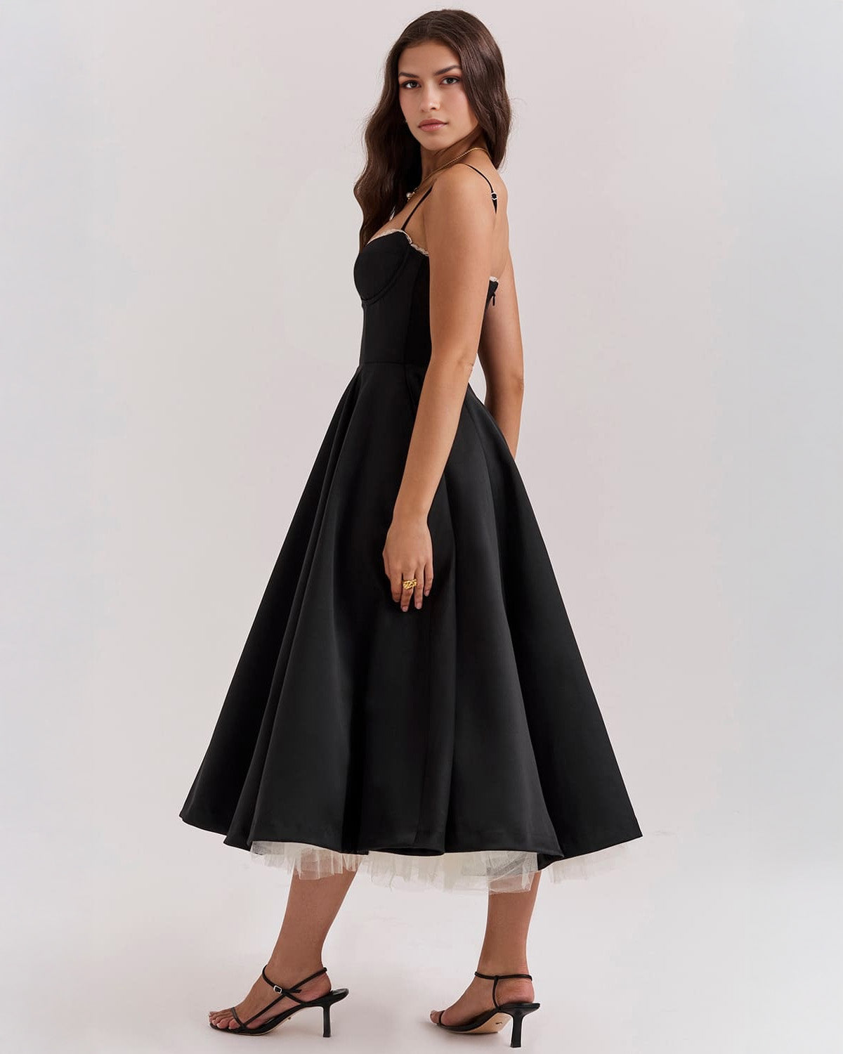 Damen Midikleid mit Herz-Ausschnitt und ausgestelltem Rock - weitere Ansicht