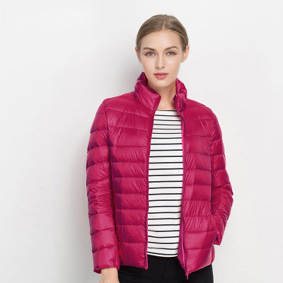 Kurze Daunenjacke mit Steppung und hohem Kragen für Damen in Rosa - Ansicht 9