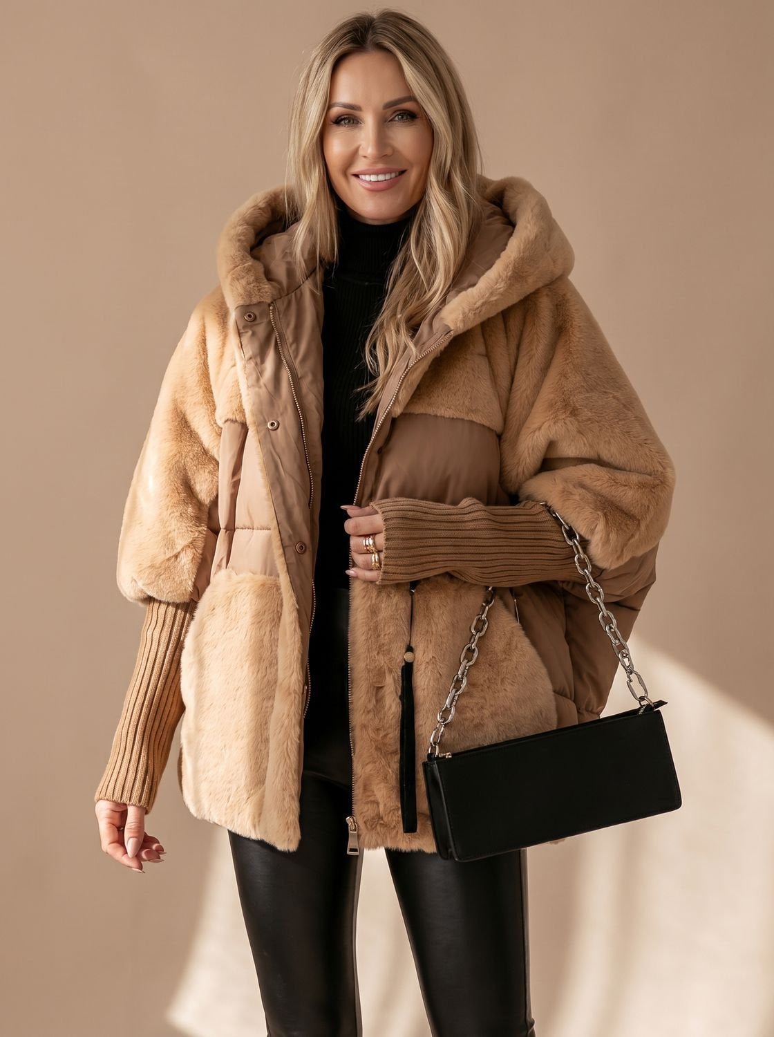 Daunenjacke Damen gesteppt, Oversize mit Kunstfell-Kragen und Kapuze