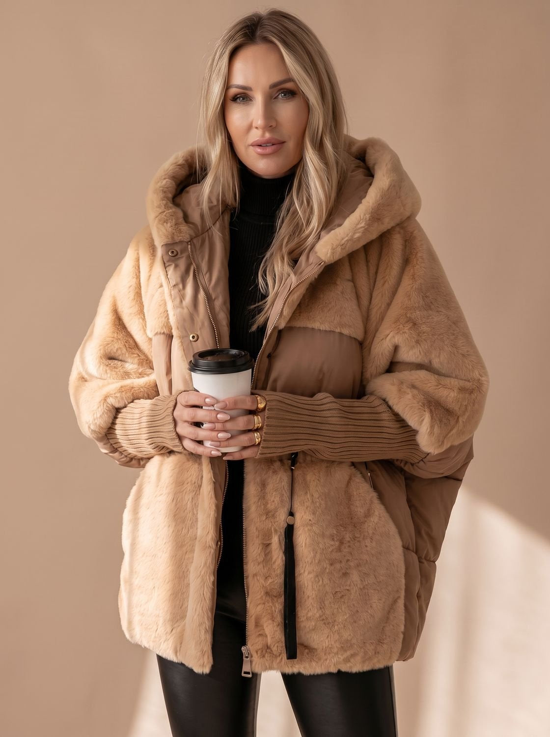 Daunenjacke Damen gesteppt, Oversize mit Kunstfell-Kragen und Kapuze