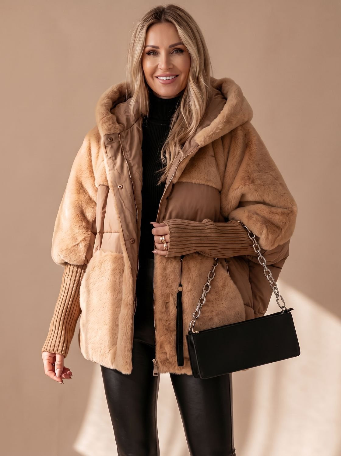 Daunenjacke Damen gesteppt, Oversize mit Kunstfell-Kragen und Kapuze
