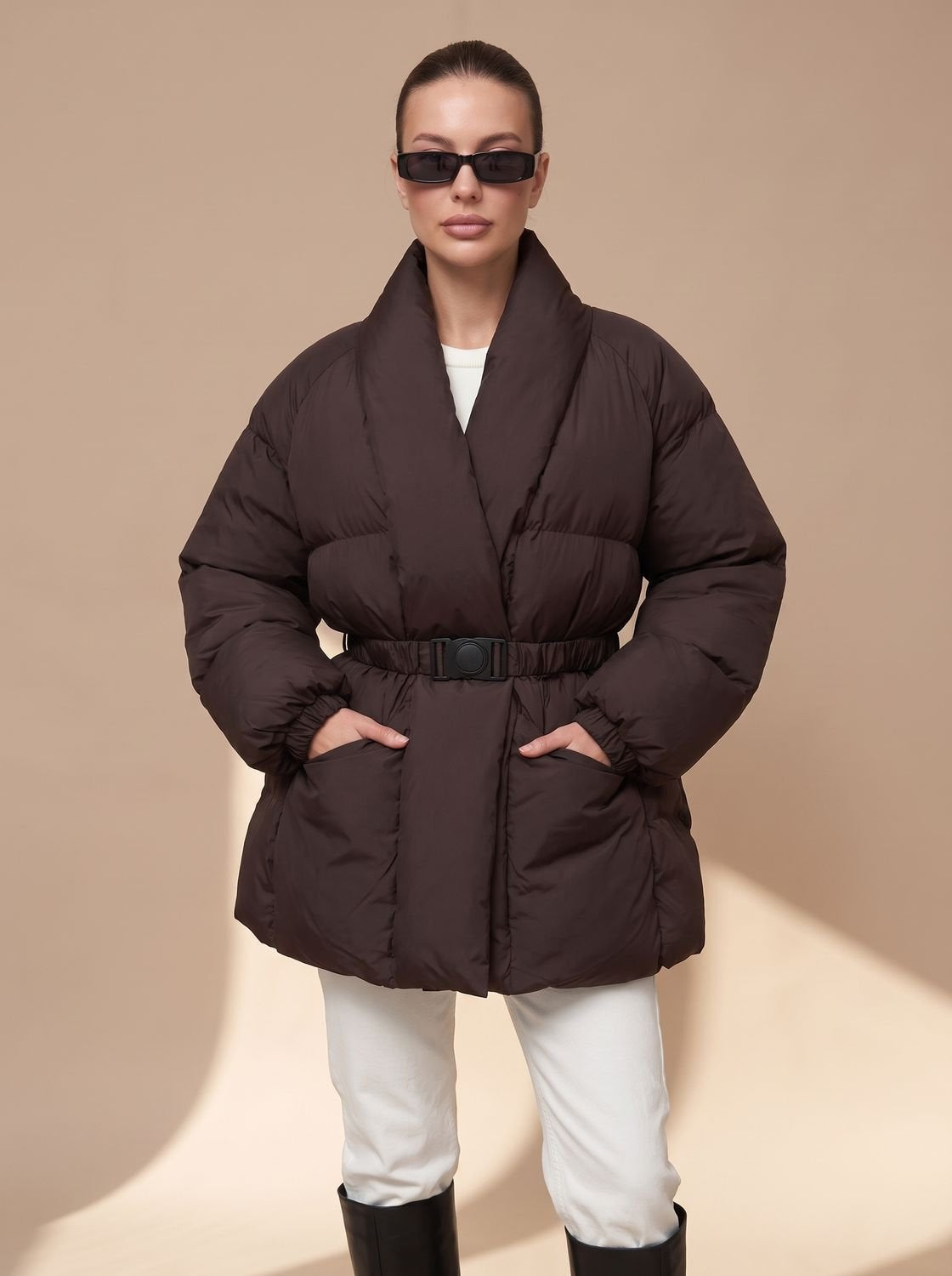 Daunenjacke Damen Oversize mit Gürtel und Stehkragen für den Winter