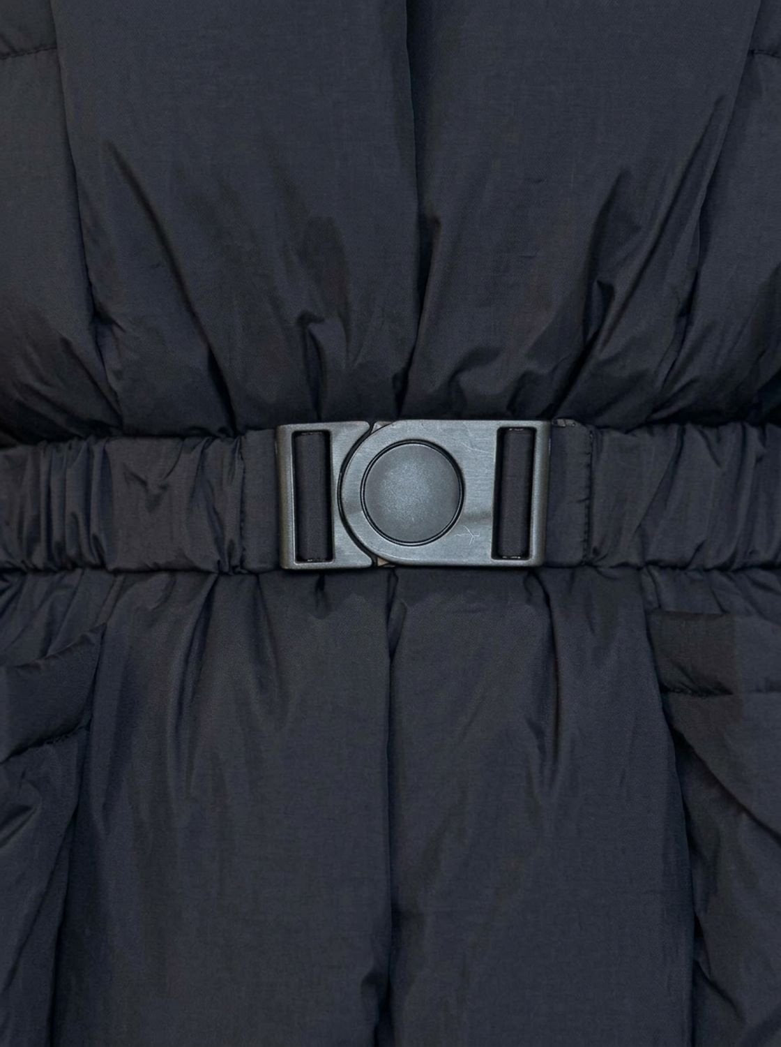 Daunenjacke Damen Oversize mit Gürtel und Stehkragen für den Winter
