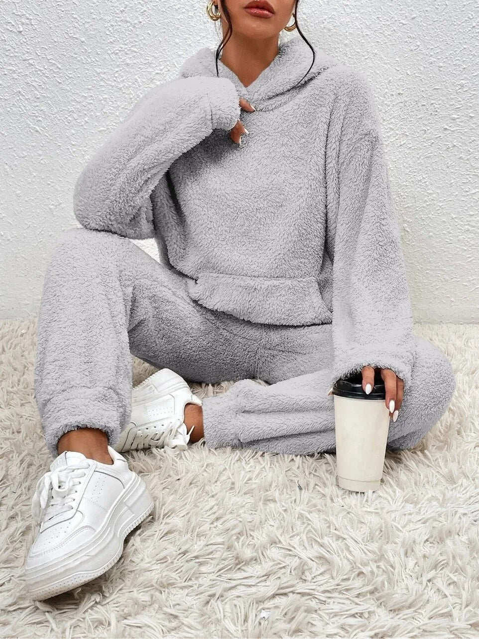 Hausanzug mit Teddystruktur, Kapuze und langer Hose für Damen - Ansicht 14