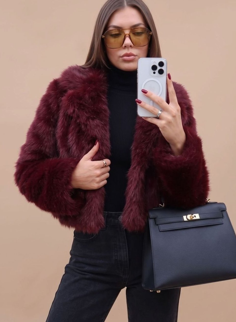 Winterjacke Damen Kunstpelzmantel kurz tailliert aus Kunstfell