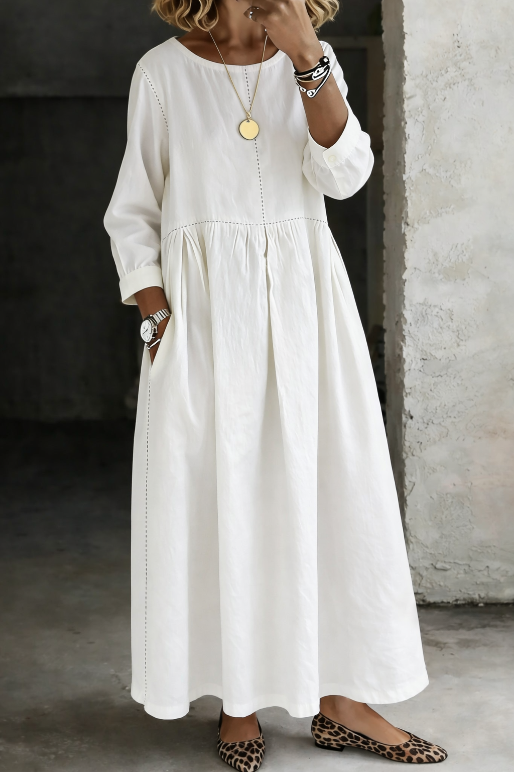 Langarm Kleid mit Rundhalsausschnitt und lockerem Schnitt