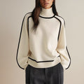 Damen Feinstrick-Rollkragenpullover mit Kontraststreifen in Creme