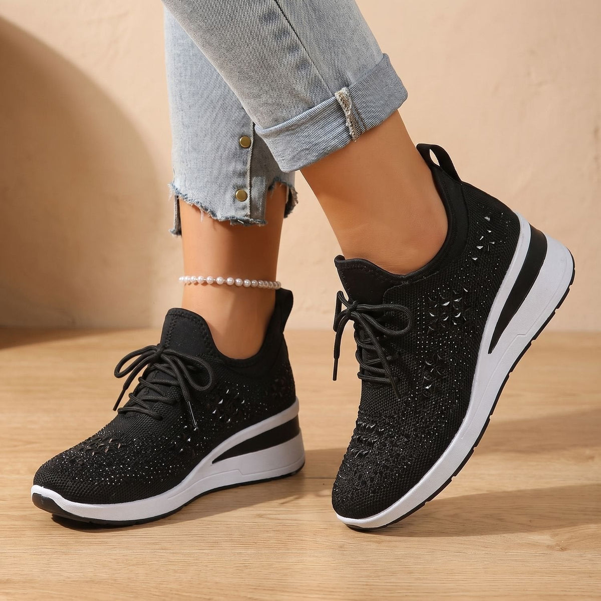 Orthopädische Schuhe Damen aus Strick, atmungsaktiv mit Strass