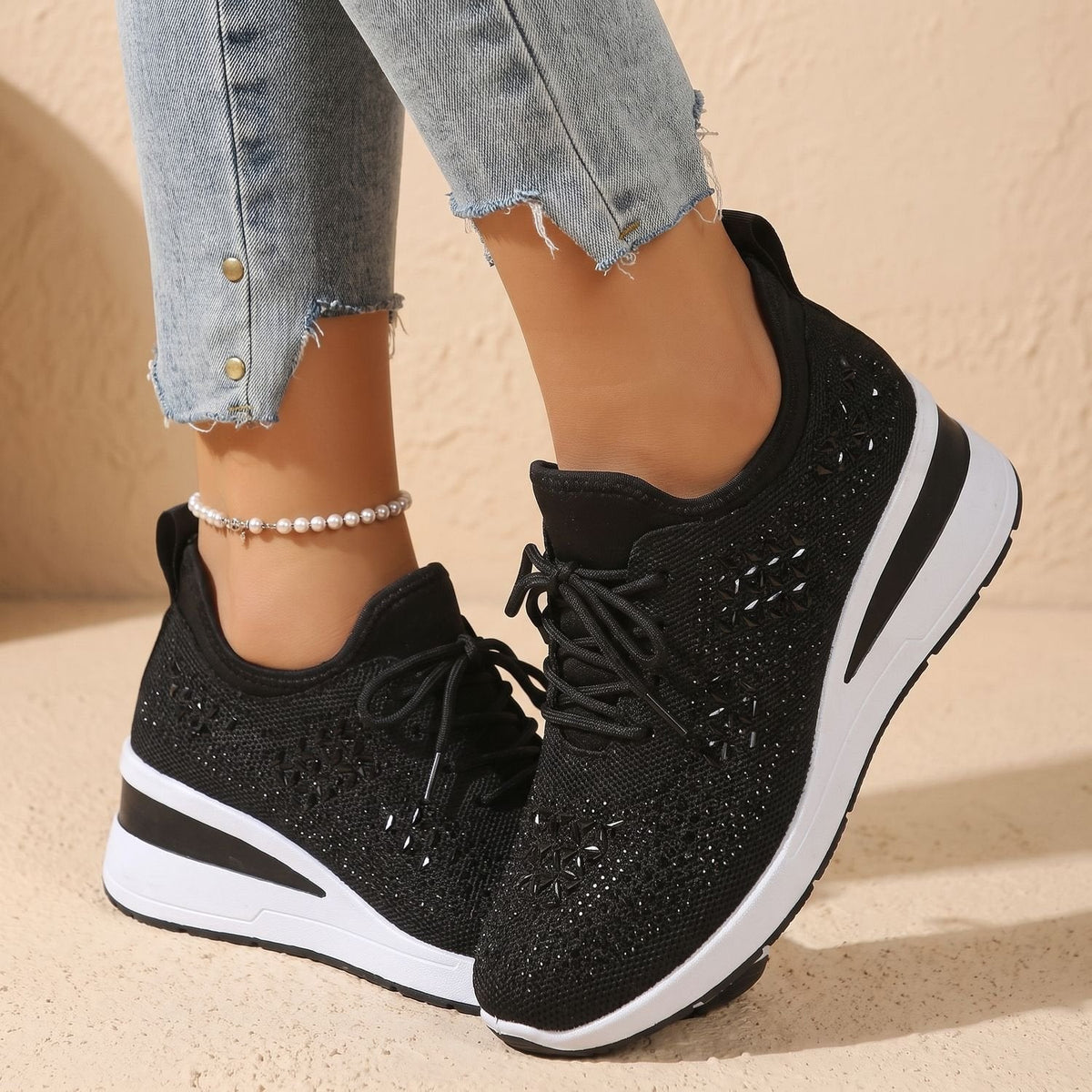 Orthopädische Schuhe Damen aus Strick, atmungsaktiv mit Strass