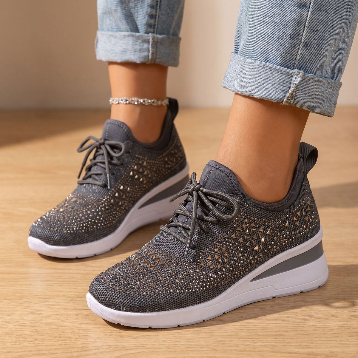 Orthopädische Schuhe Damen aus Strick, atmungsaktiv mit Strass