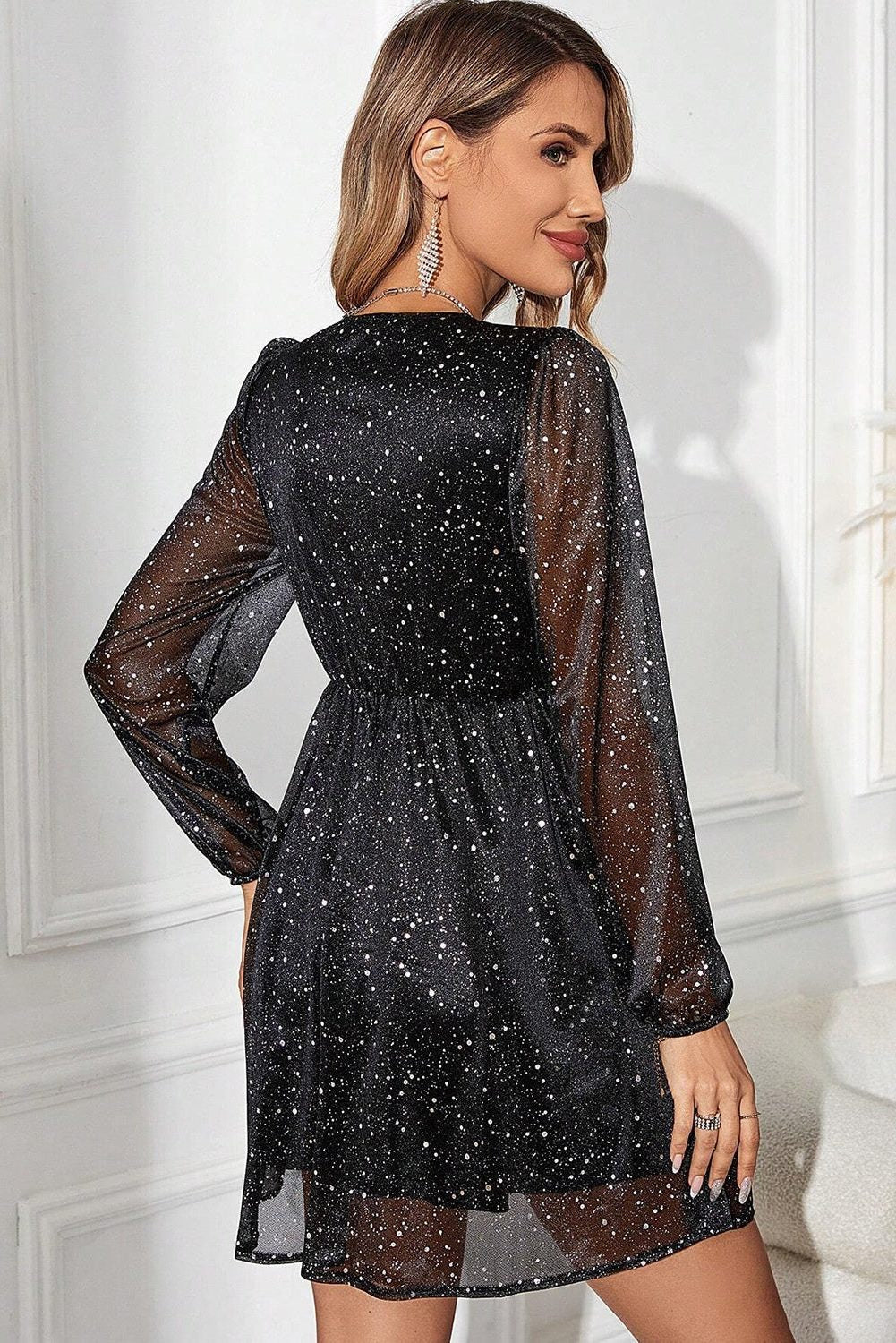 Pailletten Kleid mit Wickelschnitt und V-Ausschnitt für Damen