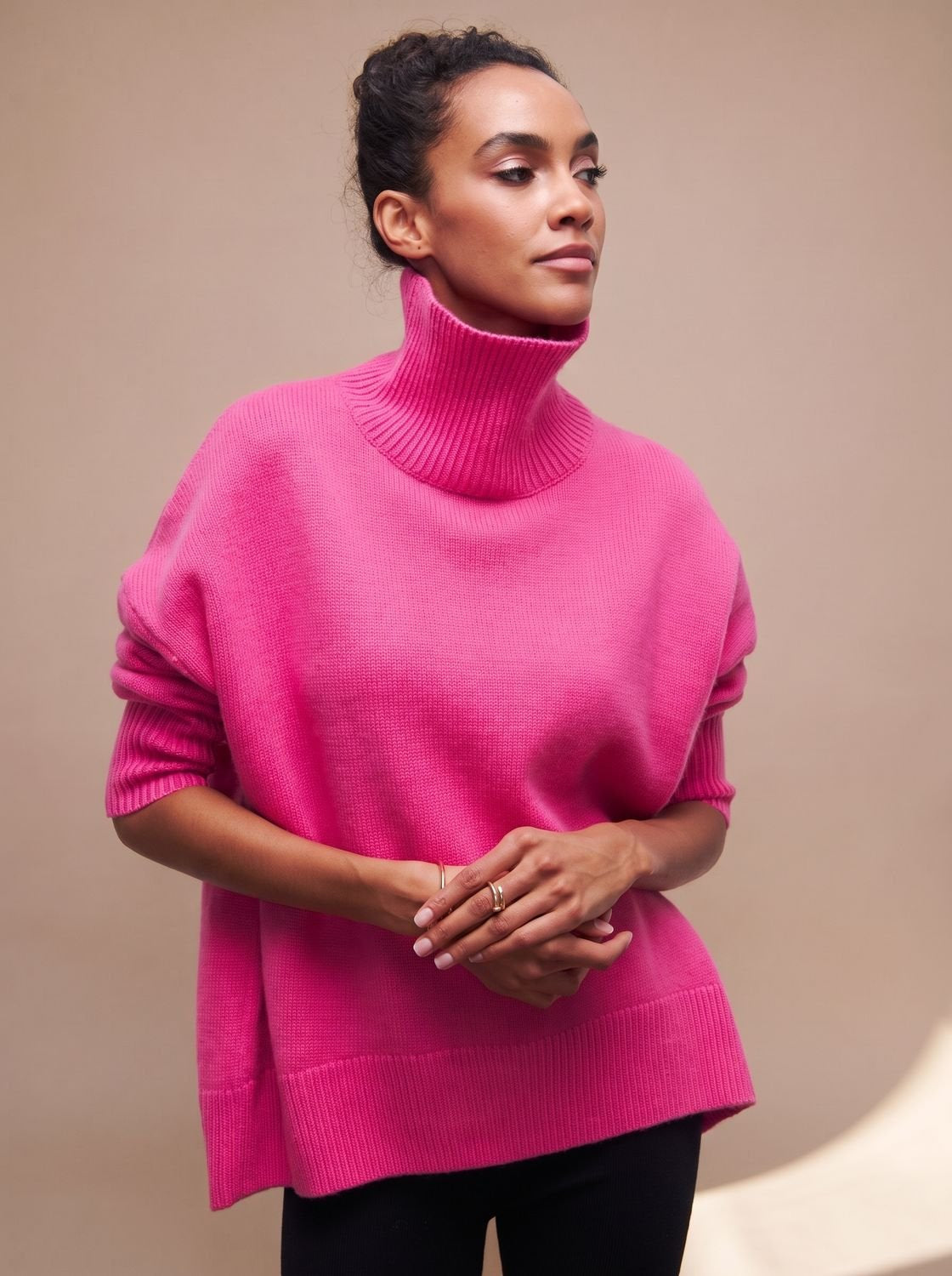 Rollkragenpullover Damen in lockerem Oversize-Schnitt für den Winter