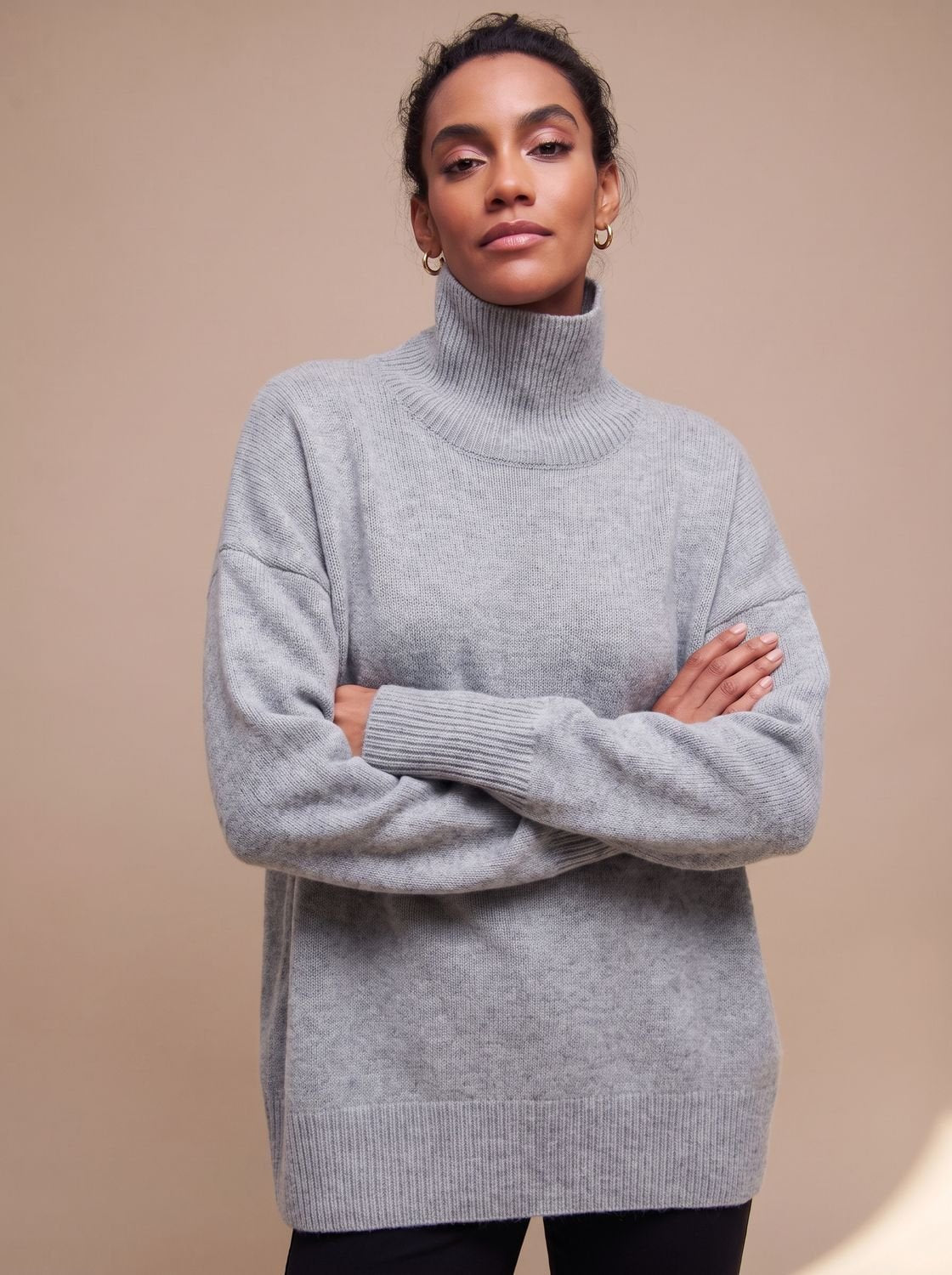 Rollkragenpullover Damen in lockerem Oversize-Schnitt für den Winter