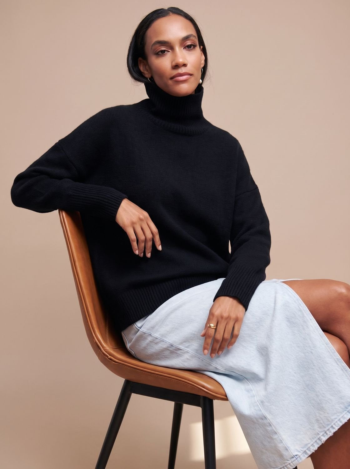 Rollkragenpullover Damen in lockerem Oversize-Schnitt für den Winter