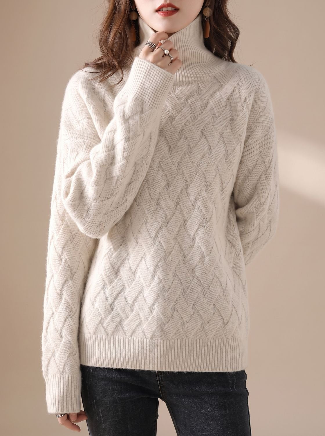 Rollkragenpullover Damen in Oversize mit Zopfmuster für den Winter