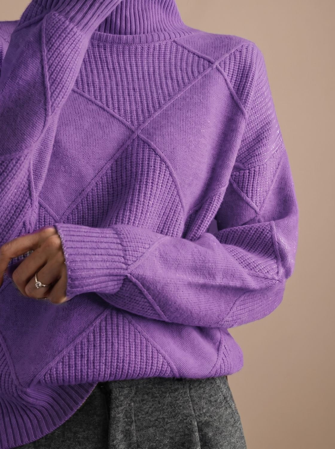 Rollkragenpullover Damen Oversize mit geometrischem Strickmuster