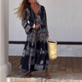 Maxikleid mit Ornament-Print und Bindegürtel in Schwarz