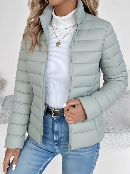 Steppjacke mit schmalem Schnitt und hohem Kragen für Damen in Grün