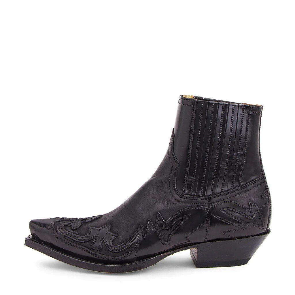 Knöchelhohe Stiefel mit Westernlinien und kleinem Absatz für Damen in Schwarz